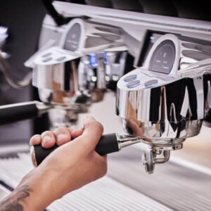 Victoria Arduino Black Eagle Maverick Tam Otomatik Espresso Kahve Makinesi, 2 Gruplu, Volumetrik - Görsel 3